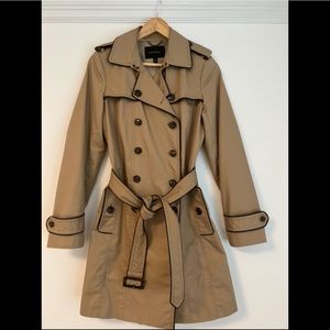 Banana Republic Trench Coat Size 8 Khaki